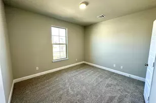 710 Broken Bow Ln, Cleburne, TX 76033 - Photo 3