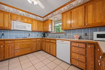 1602 Murry Drive, Cleburne, TX 76033 - Photo 9