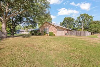 1602 Murry Drive, Cleburne, TX 76033 - Photo 37