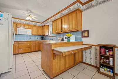 1602 Murry Drive, Cleburne, TX 76033 - Photo 13