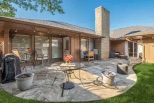 2719 N Surrey Dr, Carrollton, TX 75006 - Photo 39