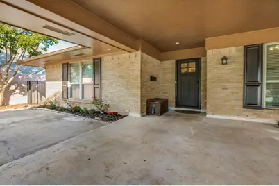 2719 N Surrey Drive, Carrollton, TX 75006 - Photo 5