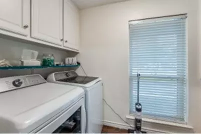 2719 N Surrey Drive, Carrollton, TX 75006 - Photo 11