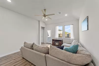 307 Bertney Drive, Princeton, TX 75071 - Photo 13