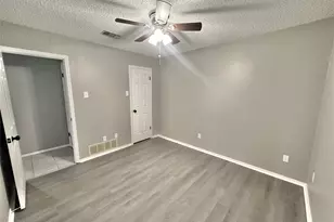 212 W Oaks Circle, Sulphur Springs, TX 75482 - Photo 19