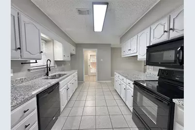 212 W Oaks Circle, Sulphur Springs, TX 75482 - Photo 7