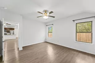 2100 Penn St, Farmersville, TX 75442 - Photo 13