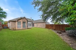 4220 Oak Grove Dr, Carrollton, TX 75010 - Photo 27