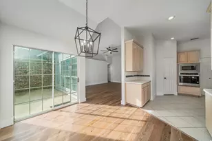 4220 Oak Grove Dr, Carrollton, TX 75010 - Photo 13