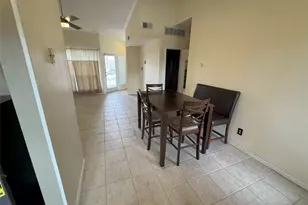 2736 Silver Creek Dr, Arlington, TX 76006 - Photo 7