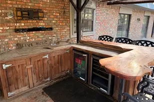 612 Doaks Dr, Runaway Bay, TX 76426 - Photo 15