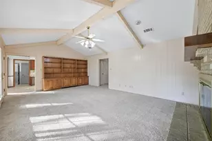 924 Ridgecrest Cir, Denton, TX 76205 - Photo 7