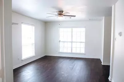 4707 Valleyview Drive, Mansfield, TX 76063 - Photo 5