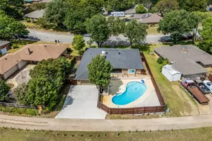 642 Ray Ave, DeSoto, TX 75115 - Photo 33