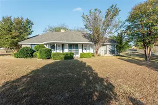 3481 Oak Tree Ln, Midlothian, TX 76065 - Photo 3