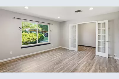 233 Bellvue Drive, Fort Worth, TX 76134 - Photo 3