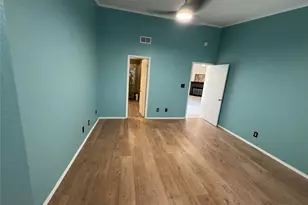 2736 Silver Creek Dr, Arlington, TX 76006 - Photo 19