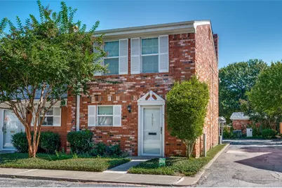 1257 Roaring Springs Road, Fort Worth, TX 76114 - Photo 3