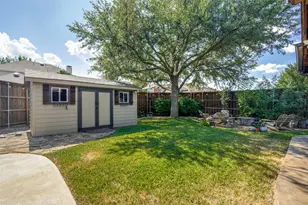 1702 Clarke Springs Dr, Allen, TX 75002 - Photo 21