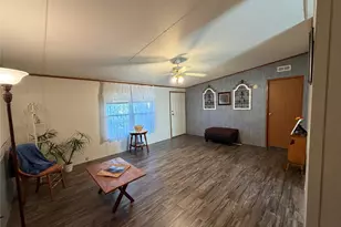 6628 Ashley Ct, Granbury, TX 76049 - Photo 9