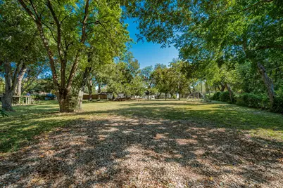 2515 S 5th Street, Garland, TX 75041 - Photo 33