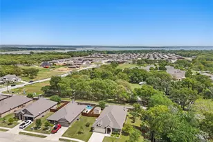 512 Hidden Spgs Trl, Azle, TX 76020 - Photo 25