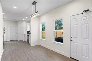 727 W Parnell St, Denison, TX 75020 - Photo 7