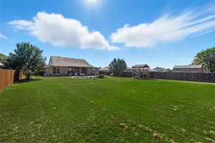 102 Faircrest Dr, Krugerville, TX 76227 - Photo 35