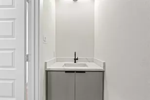 420 N Moore St, Dallas, TX 75203 - Photo 5