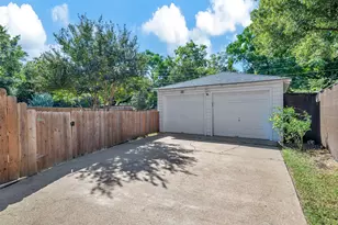 11729 Neering Dr, Dallas, TX 75218 - Photo 27