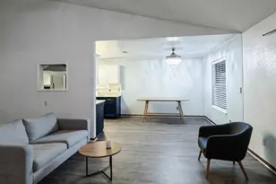 6205 Maple Springs Dr, Arlington, TX 76001 - Photo 5