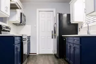 6205 Maple Springs Dr, Arlington, TX 76001 - Photo 7