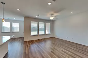 1509 Gentle Crk Ln, Fort Worth, TX 76052 - Photo 3