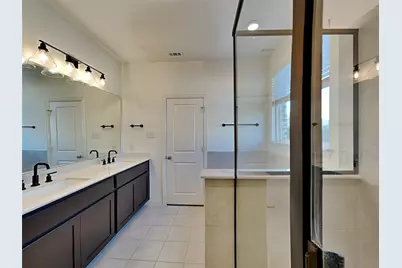 1509 Gentle Creek Lane, Fort Worth, TX 76052 - Photo 9