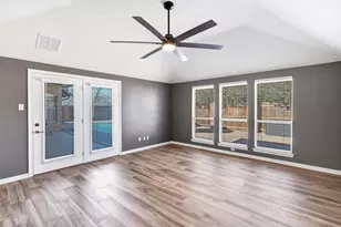 9219 Hanging Moss Dr, Granbury, TX 76049 - Photo 19