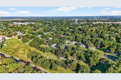 634 E South Street, Whitesboro, TX 76273 - Photo 5