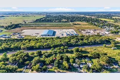 634 E South Street, Whitesboro, TX 76273 - Photo 1