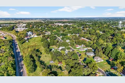 634 E South Street, Whitesboro, TX 76273 - Photo 7