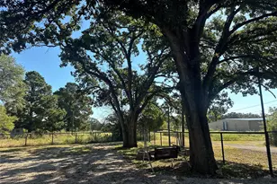 191 Cherry Ln, Streetman, TX 75859 - Photo 35