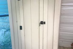 191 Cherry Ln, Streetman, TX 75859 - Photo 29