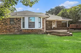 1852 Kings Canyon Cir, Fort Worth, TX 76134 - Photo 21