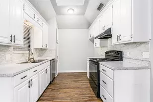 1852 Kings Canyon Cir, Fort Worth, TX 76134 - Photo 11