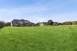 715 Simmons Rd, Double Oak, TX 75077 - Photo 3