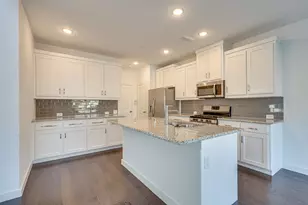 2725 Splendor Dr, Little Elm, TX 75068 - Photo 11