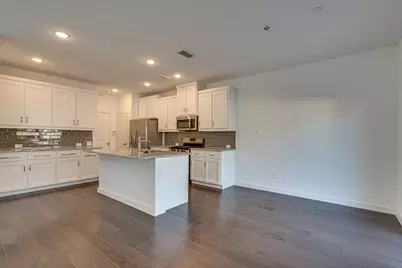 2725 Splendor Drive, Little Elm, TX 75068 - Photo 5