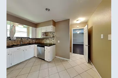 107 Laurel Street, Lancaster, TX 75134 - Photo 9