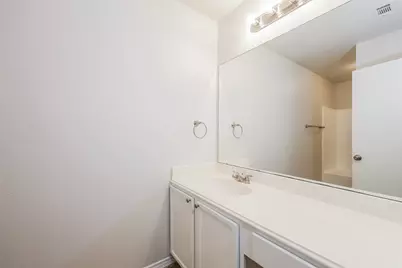 912 Laredo Plaza, Dallas, TX 75211 - Photo 11