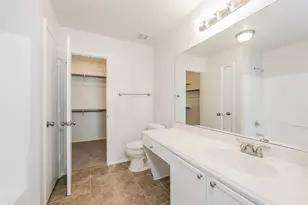 912 Laredo Plaza, Dallas, TX 75211 - Photo 7