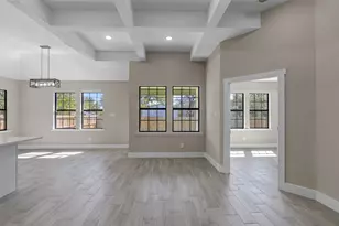 3025 Red Oak Dr, Granbury, TX 76048 - Photo 7