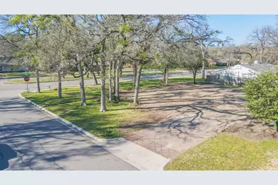 4000 Bellaire Drive, Fort Worth, TX 76109 - Photo 9